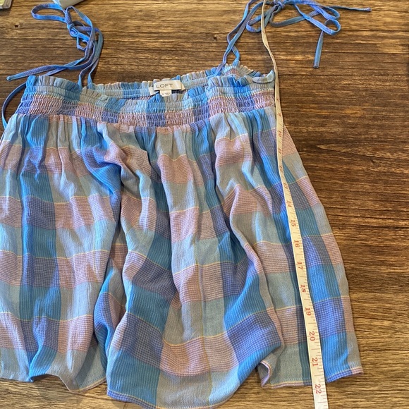 Loft top NWOT - Picture 5 of 7